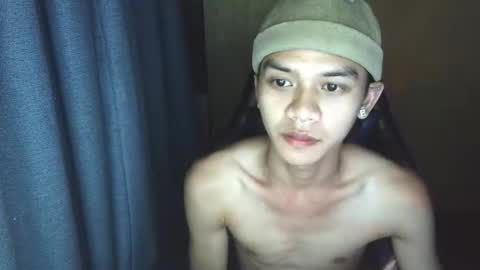 Snapshot of kurtxxx07 chatting on 05-17-26, 10:39 kurtxxx07 online show from 05-17-26, 10:39