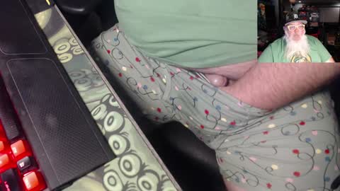 Snapshot of kustom77 chatting on 01-30-25, 12:37 Vlad Voivode of Wallachia online show from 01-30-25, 12:37