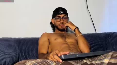 kuzzcoo online show from 06-18-26, 03:05
