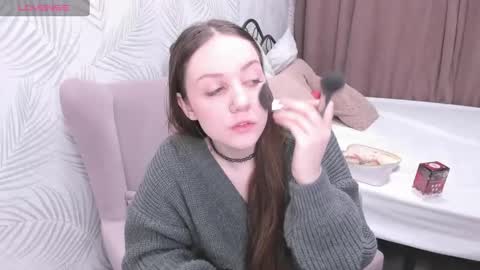 Snapshot of kvetachka chatting on 12-28-24, 12:47 Kvetachka Thu-Sun 0900am-1500pmGTM2 online show from 12-28-24, 12:47