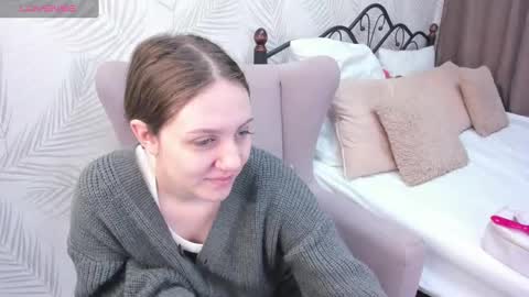 Snapshot of kvetachka chatting on 01-08-25, 12:49 Kvetachka Thu-Sun 0900am-1500pmGTM2 online show from 01-08-25, 12:49