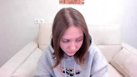 Snapshot of kvetachka chatting on 01-31-25, 01:11 Kvetachka Thu-Sun 0900am-1500pmGTM2 online show from 01-31-25, 01:11