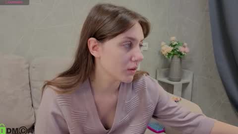 Snapshot of kvetachka chatting on 09-19-25, 12:23 Kvetachka Thu-Sun 0900am-1500pmGTM2 online show from 09-19-25, 12:23
