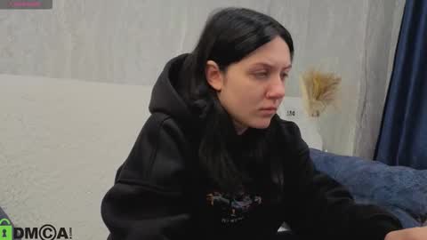 Snapshot of kvetachka chatting on 09-29-25, 01:00 Kvetachka Thu-Sun 0900am-1500pmGTM2 online show from 09-29-25, 01:00