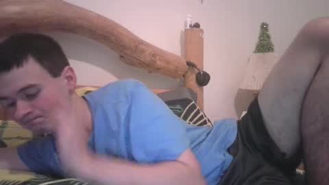 Snapshot of kwahrens22 chatting on 01-04-25, 01:10 Kenji online show from 01-04-25, 01:10