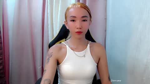 kweenie1026 online show from 05-18-26, 06:41