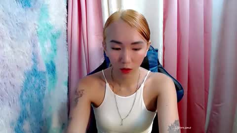 kweenie1026 online show from 05-19-26, 01:11