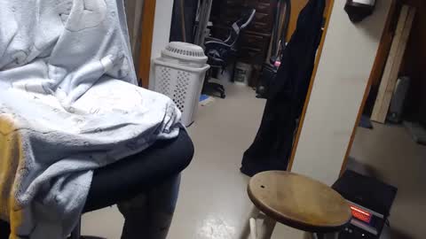 kybullmaster65 online show from 02-16-25, 01:14