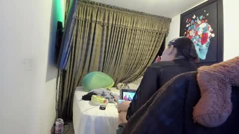 kyhara online show from 05-15-26, 11:45