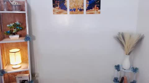 YoungMisstressKyla not into cheap online show from 10-20-25, 08:37