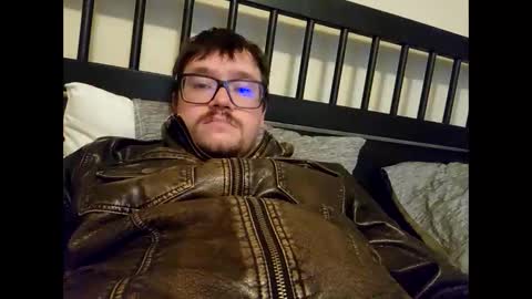 Snapshot of kyle624892 chatting on 01-02-25, 08:35 Ojax online show from 01-02-25, 08:35