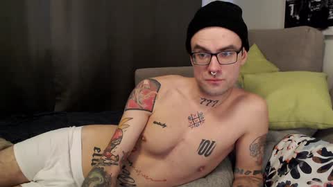 Snapshot of kyle_alternative chatting on 01-07-25, 11:05 Kyle online show from 01-07-25, 11:05