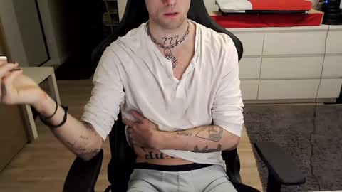 Snapshot of kyle_alternative chatting on 01-29-25, 10:01 Kyle online show from 01-29-25, 10:01