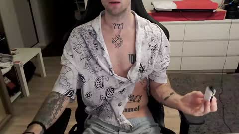 Snapshot of kyle_alternative chatting on 01-30-25, 12:27 Kyle online show from 01-30-25, 12:27