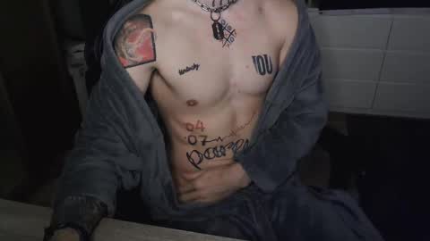 Snapshot of kyle_alternative chatting on 03-06-25, 12:54 Kyle online show from 03-06-25, 12:54