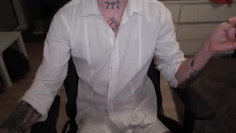 Snapshot of kyle_alternative chatting on 03-12-25, 04:19 Kyle online show from 03-12-25, 04:19