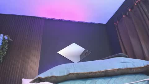 Snapshot of kyle_jordanx chatting on 05-19-26, 04:30 KYLE online show from 05-19-26, 04:30