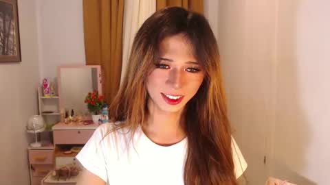 Snapshot of kylene17 chatting on 11-22-25, 03:22 babyKylene online show from 11-22-25, 03:22