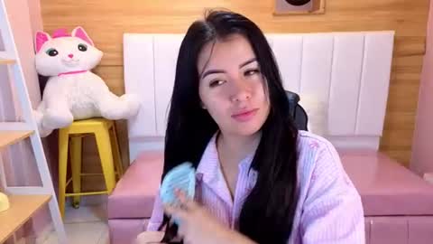 Snapshot of kylia_a chatting on 06-29-26, 01:00 Kilya online show from 06-29-26, 01:00