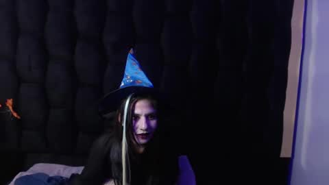 kylie_bloom online show from 10-18-25, 09:59