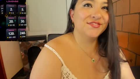 Snapshot of kylie_daniiels chatting on 09-08-25, 11:15 Kylie online show from 09-08-25, 11:15