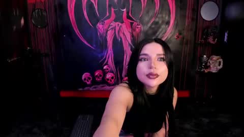 Snapshot of kylie_foxx1 chatting on 06-26-26, 10:58 submissive demon Please help me to reach 500 thumbs up online show from 06-26-26, 10:58