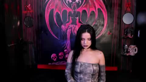 Snapshot of kylie_foxx1 chatting on 07-15-26, 08:58 submissive demon Please help me to reach 500 thumbs up online show from 07-15-26, 08:58