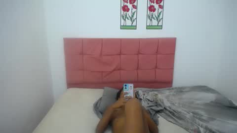 Snapshot of kylie_hot34 chatting on 01-09-25, 02:11 kylie_hot34 online show from 01-09-25, 02:11