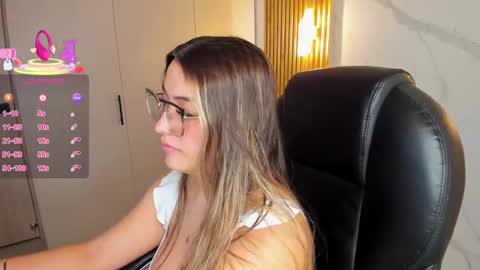  KYLIE  online show from 09-25-25, 02:48