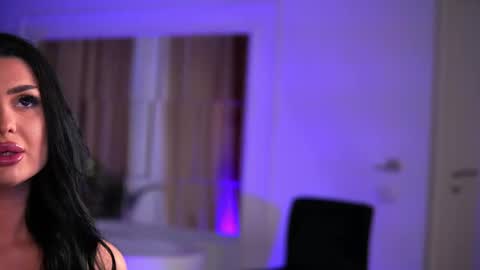 Snapshot of kylie_kroft chatting on 01-17-26, 09:51 Kylie online show from 01-17-26, 09:51