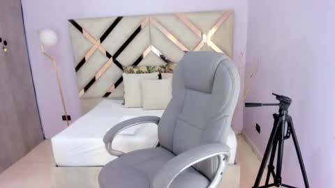 Kylie Reyes  online show from 05-05-26, 07:22
