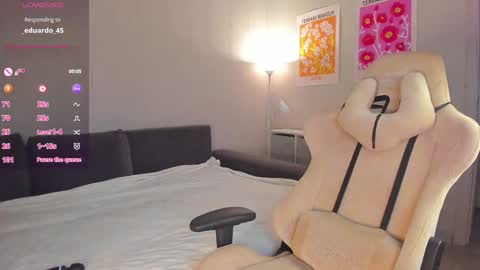 Snapshot of kylie_starrrr chatting on 12-02-24, 03:04 Ann online show from 12-02-24, 03:04