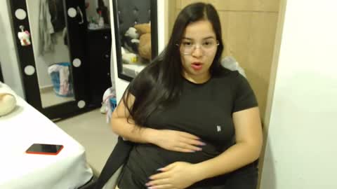 Snapshot of kylie_switch chatting on 03-11-25, 10:53 Instagram Kylie switch  followme  buy lovense here online show from 03-11-25, 10:53