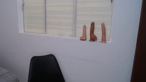 Melissa online show from 02-08-25, 04:14