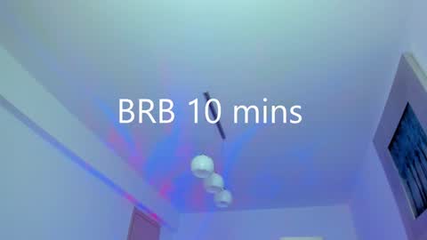 Snapshot of kylieety chatting on 01-30-25, 10:08 KYLIE online show from 01-30-25, 10:08