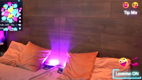 Kylie online show from 01-22-25, 03:09