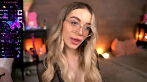 Kylie online show from 03-11-25, 10:31