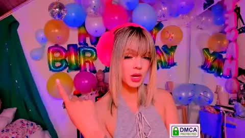   online show from 11-19-25, 02:11