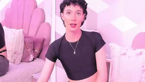 Snapshot of kyliemonnet chatting on 07-05-26, 11:12 Kylie jl online show from 07-05-26, 11:12