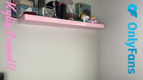 Kylie Snow online show from 05-26-26, 03:41