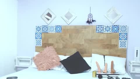 Kylie online show from 01-27-25, 02:24