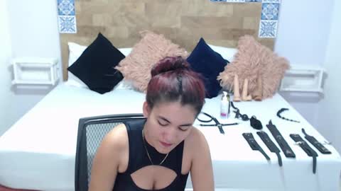 Kylie online show from 01-31-25, 02:17