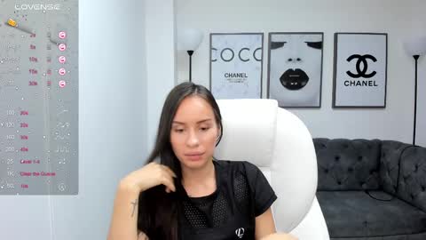 Snapshot of kymberlysweet chatting on 02-11-25, 12:37 Kymberly online show from 02-11-25, 12:37