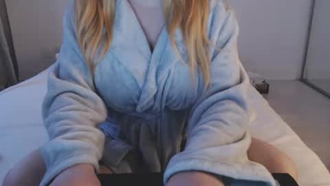 Snapshot of kymchi chatting on 11-09-25, 10:08 Check Out My NSFW OnlyFans Link On Bio online show from 11-09-25, 10:08