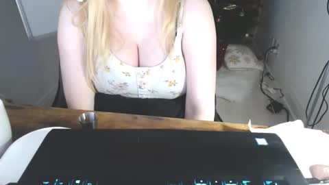 Snapshot of kymchi chatting on 03-12-26, 10:10 Check Out My NSFW OnlyFans Link On Bio online show from 03-12-26, 10:10