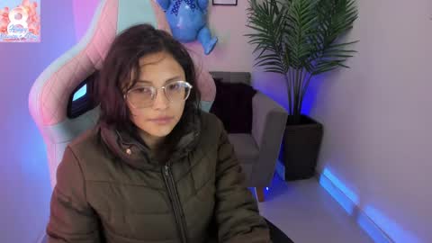 Kyomi online show from 03-11-25, 12:17