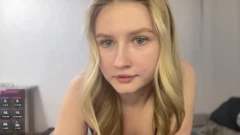 Snapshot of kyttilovelly chatting on 03-05-26, 04:58 Amanda online show from 03-05-26, 04:58