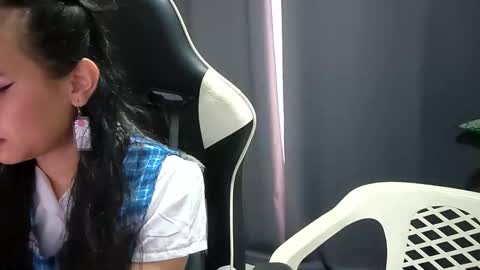 Snapshot of l0lyta_sweet chatting on 11-27-25, 05:04 Lolyta online show from 11-27-25, 05:04