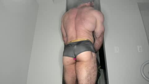 Snapshot of l0v35_2_5p00g3 chatting on 12-14-24, 08:02 l0v35_2_5p00g3 online show from 12-14-24, 08:02