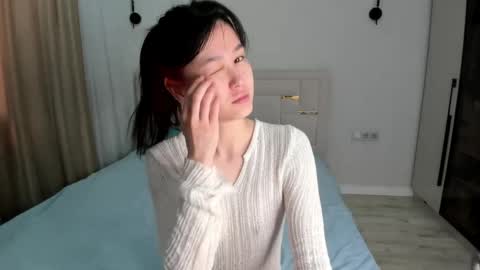 Snapshot of l1l_lola chatting on 05-24-26, 04:06 Ameli online show from 05-24-26, 04:06